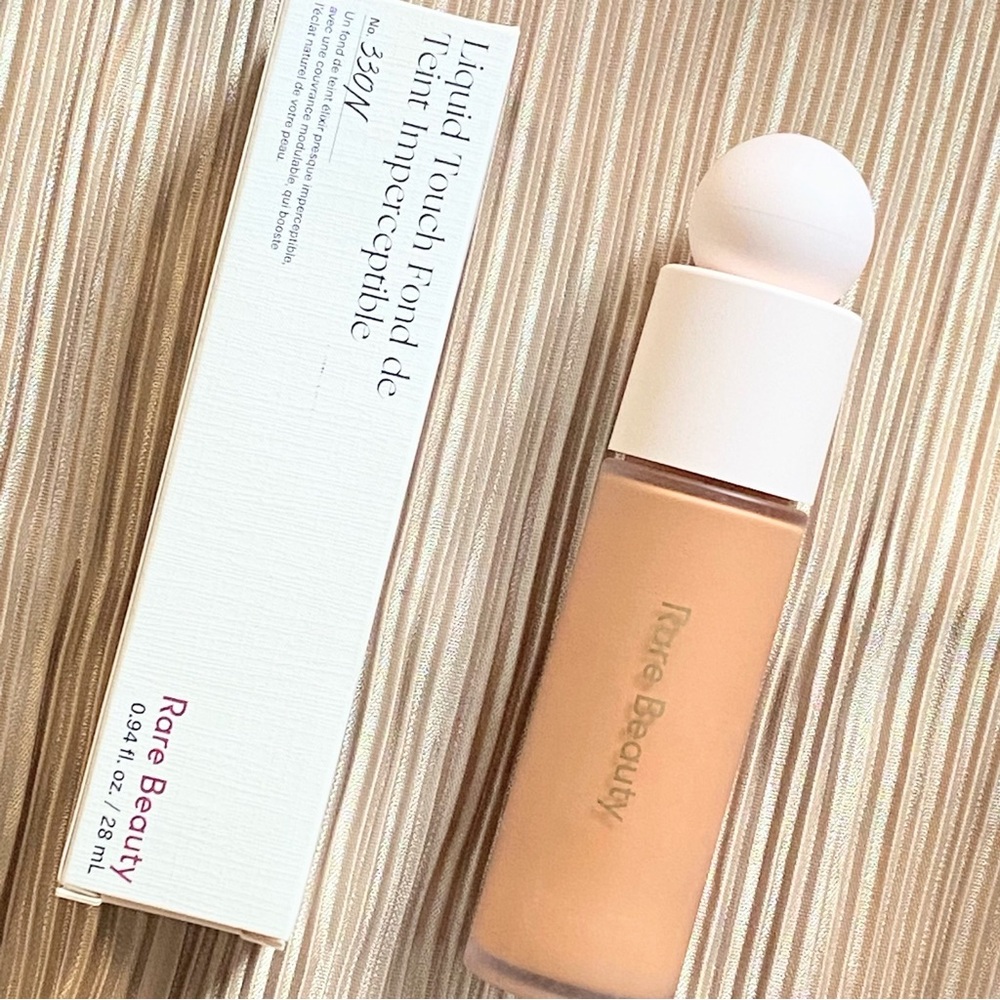 RARE BEAUTY LIQUID TOUCH FOUNDATION 330N